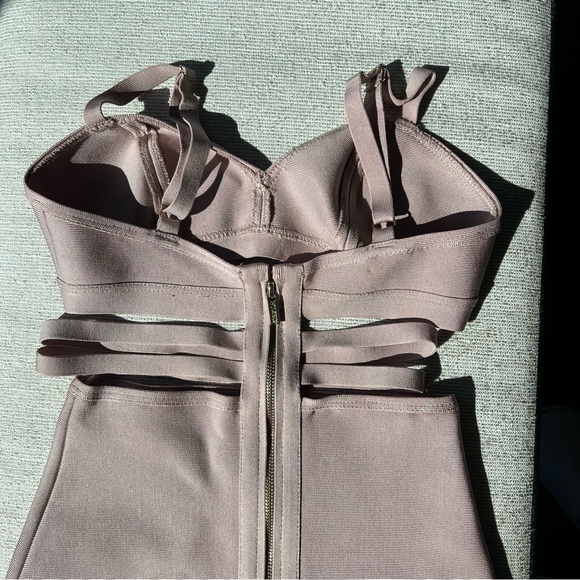 HOUSE OF CB of London - pink mini dress - Picture 9 of 9